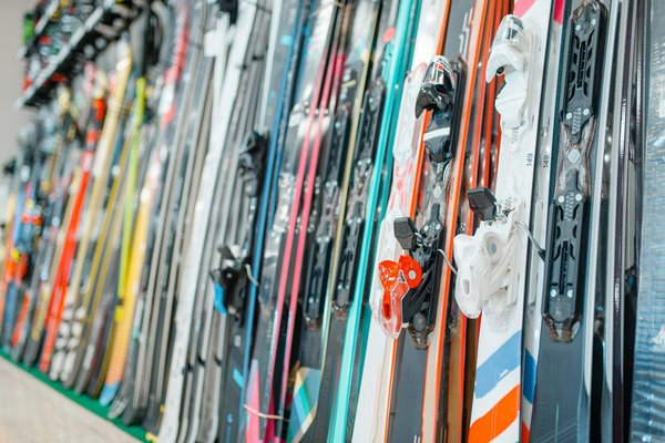 Meilleurs porte-skis pour votre voiture cet hiver